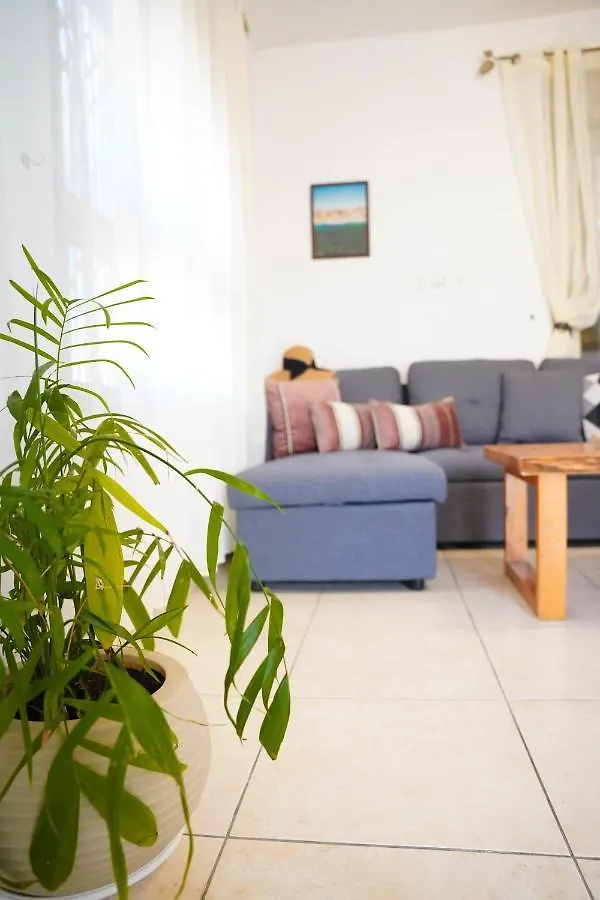 Two Bed Room Apartment 5 Min Walk To The Beach Eilat 0*,  Israel